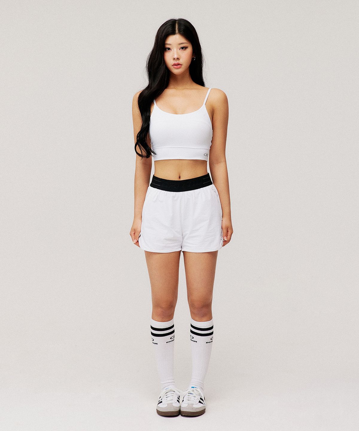 본투윈(BORN TO WIN) SQUARE FIT BRA TOP [WHITE]