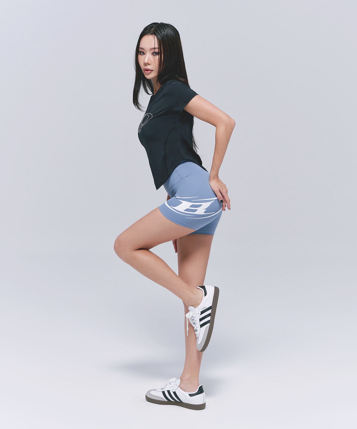 본투윈(BORN TO WIN) B LOGO 3.5 BIKER SHORTS [BLUE]