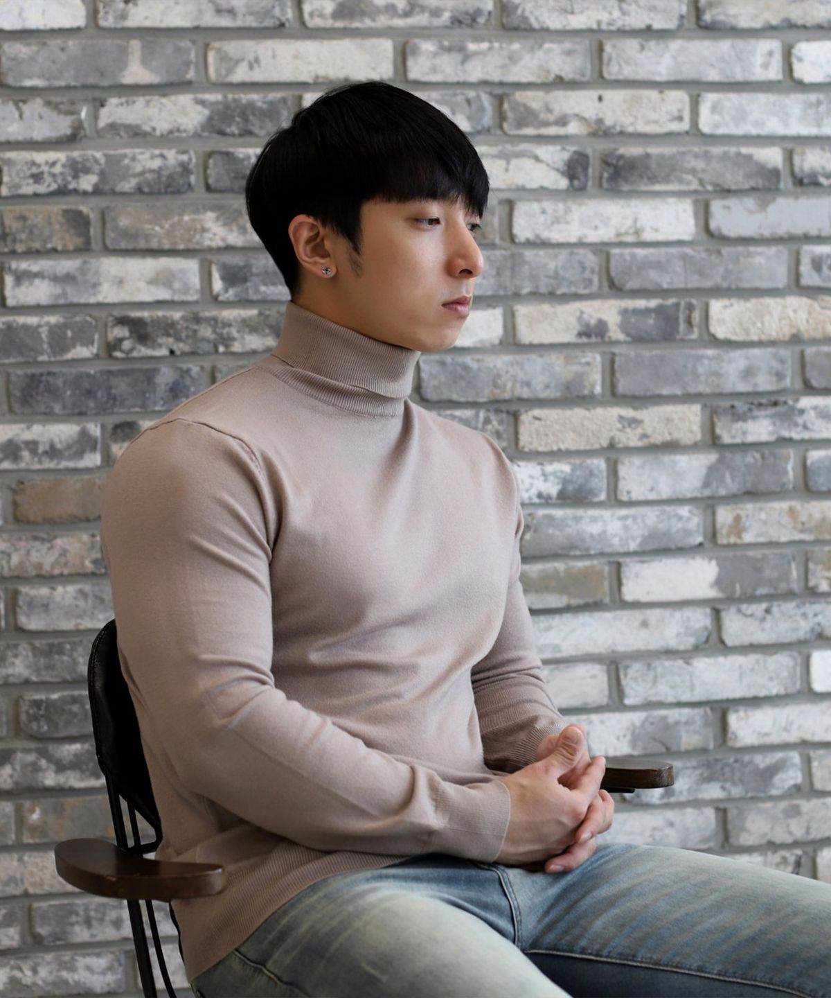 보스트핏(BOASTFIT) 2pack 부드러운 머슬핏 목폴라 긴팔 니트
