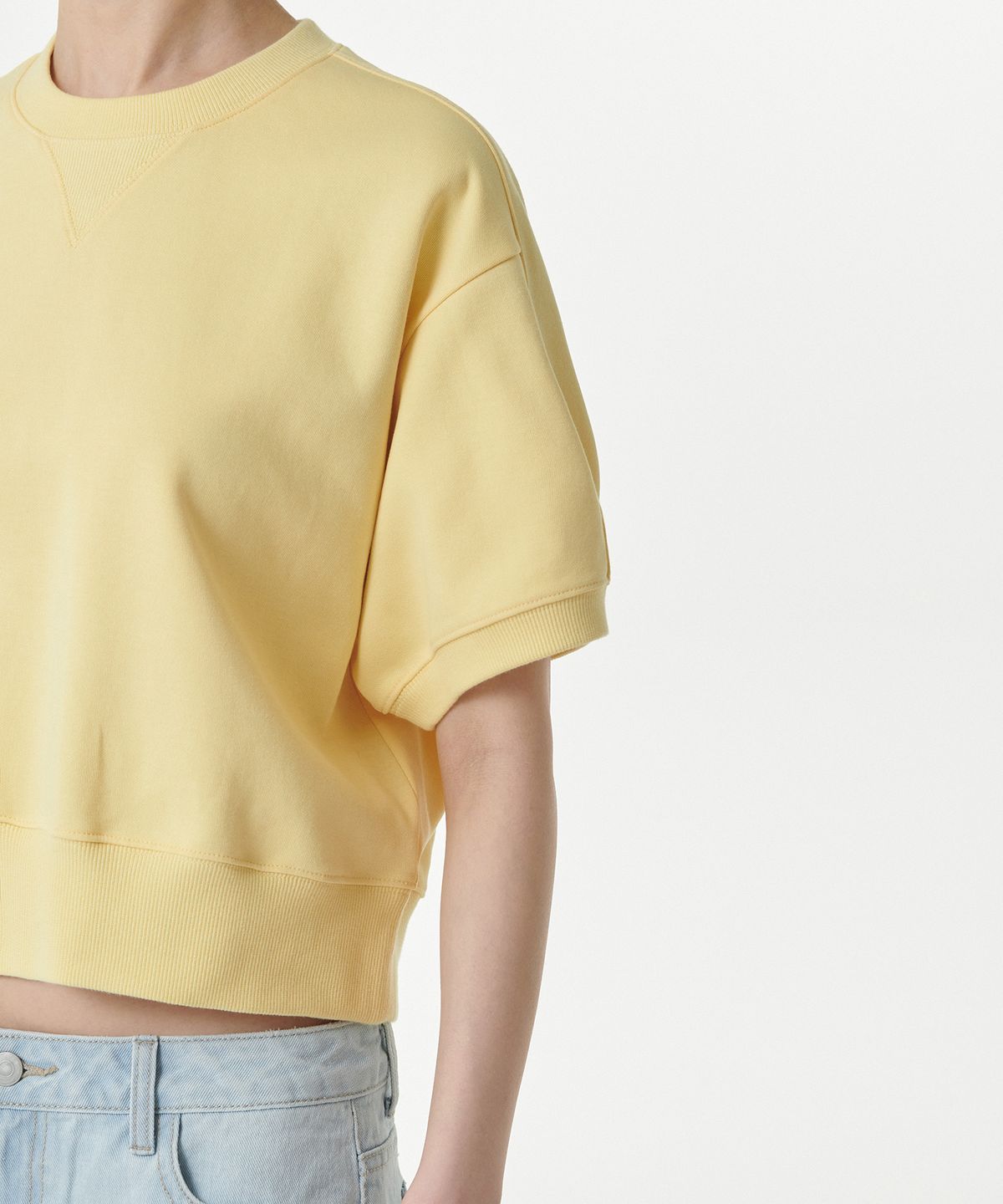 무신사 스탠다드 우먼(MUSINSA STANDARD WOMAN) 우먼즈 더블 니트 반소매 스웨트셔츠 [버터]
