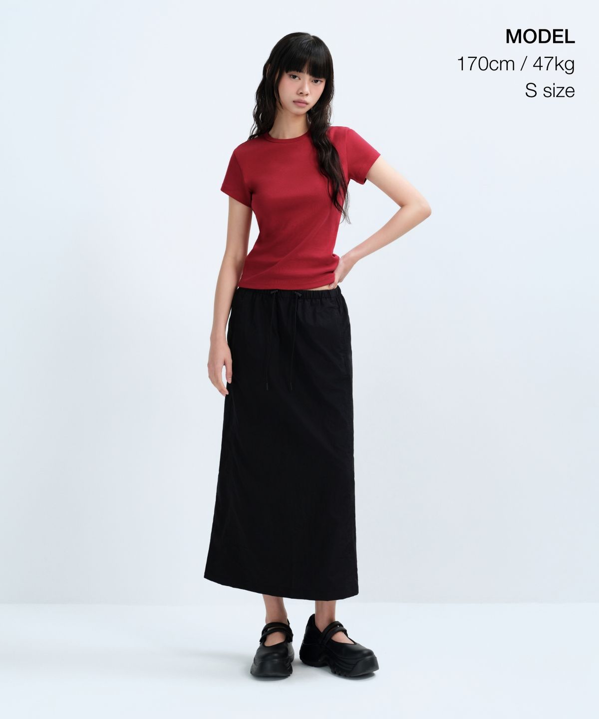 무신사 스탠다드 우먼(MUSINSA STANDARD WOMAN) 우먼즈 슬림 크루 넥 티셔츠 [칠리 레드]