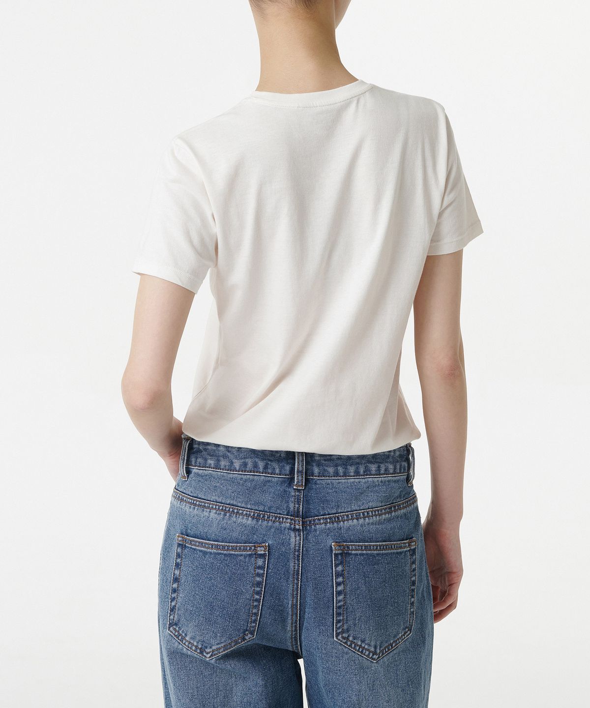 무신사 스탠다드 우먼(MUSINSA STANDARD WOMAN) 우먼즈 모달 블렌드 베이식 크루 넥 티셔츠 [크림]