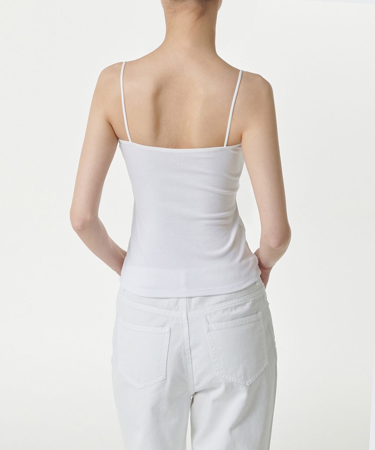 무신사 스탠다드 우먼(MUSINSA STANDARD WOMAN) 우먼즈 스파게티 스트랩 브라 탑 [화이트]