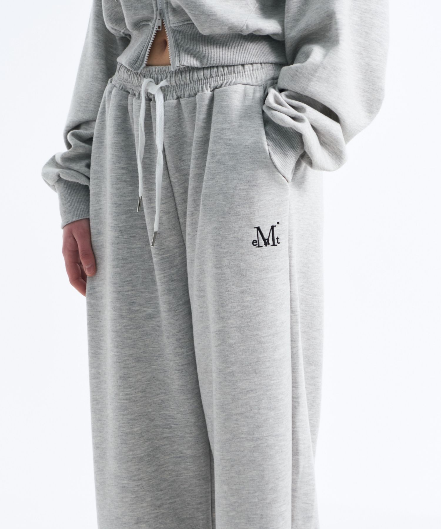 MUSINSA公式 | MUCENT Denver Wide Sweat Jogger Pants Unisex