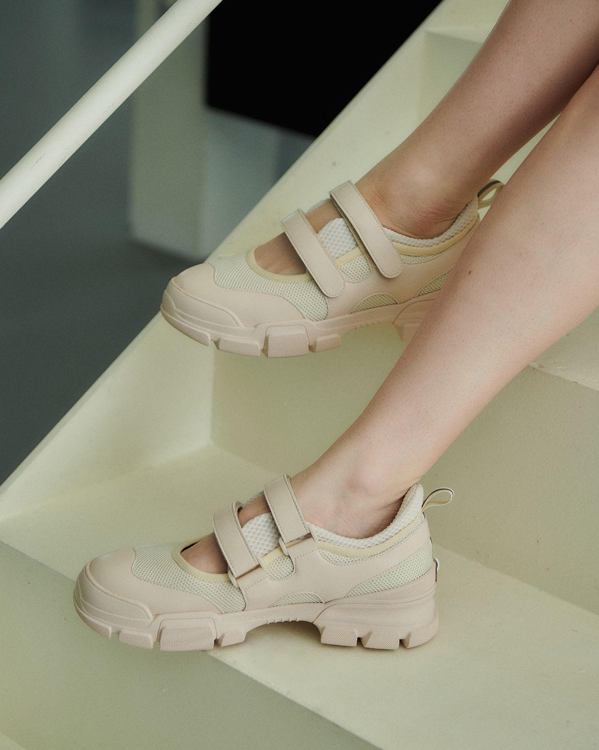 타크트로이메(TAGTRAUME) Silo 사일로 벨크로 스니커즈