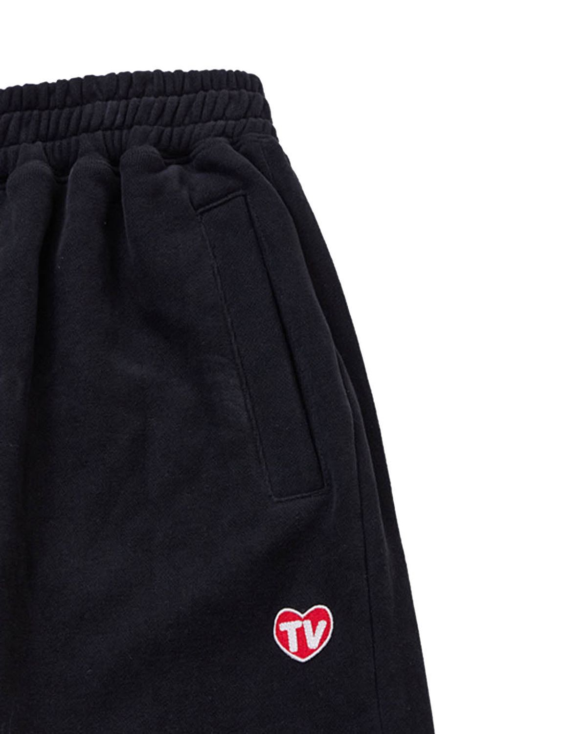 더뮤지엄비지터(THEMUSEUMVISITOR) TV HEART LOGO SWEATPANTS (BLACK)