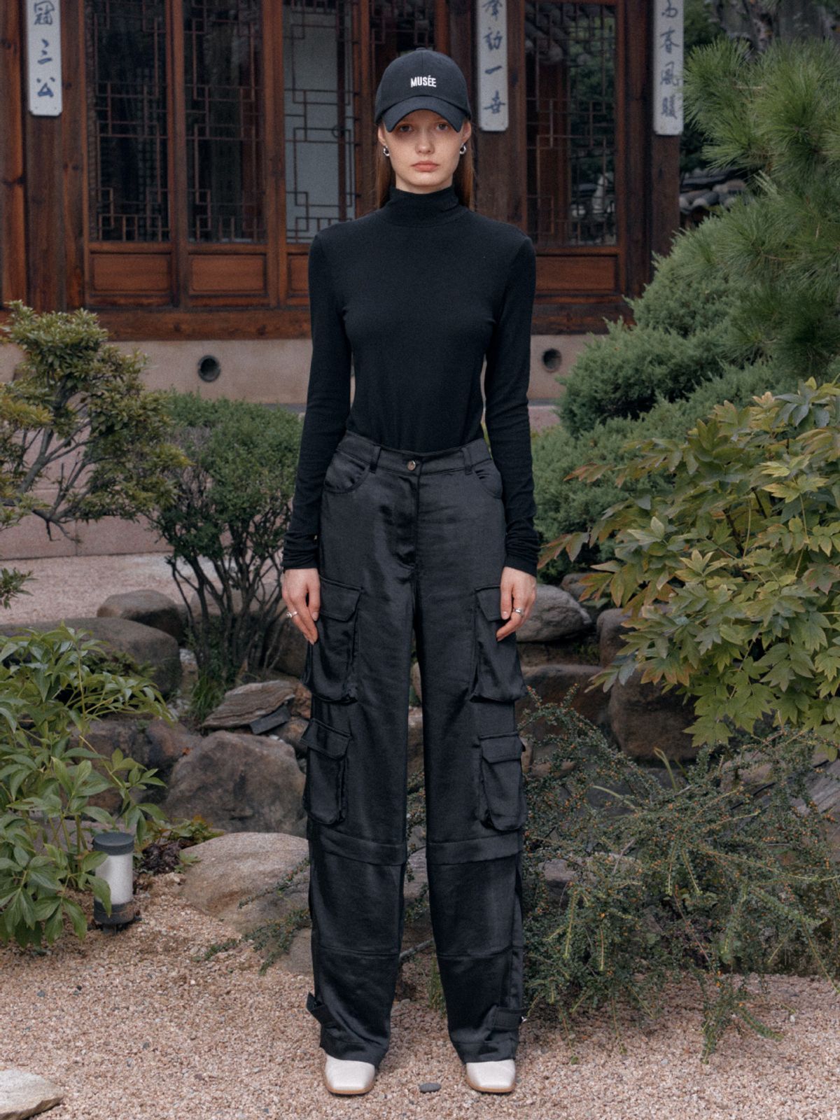 뮤제(MUSEE) SIENNA Wool-Blend Turtleneck Top-Black