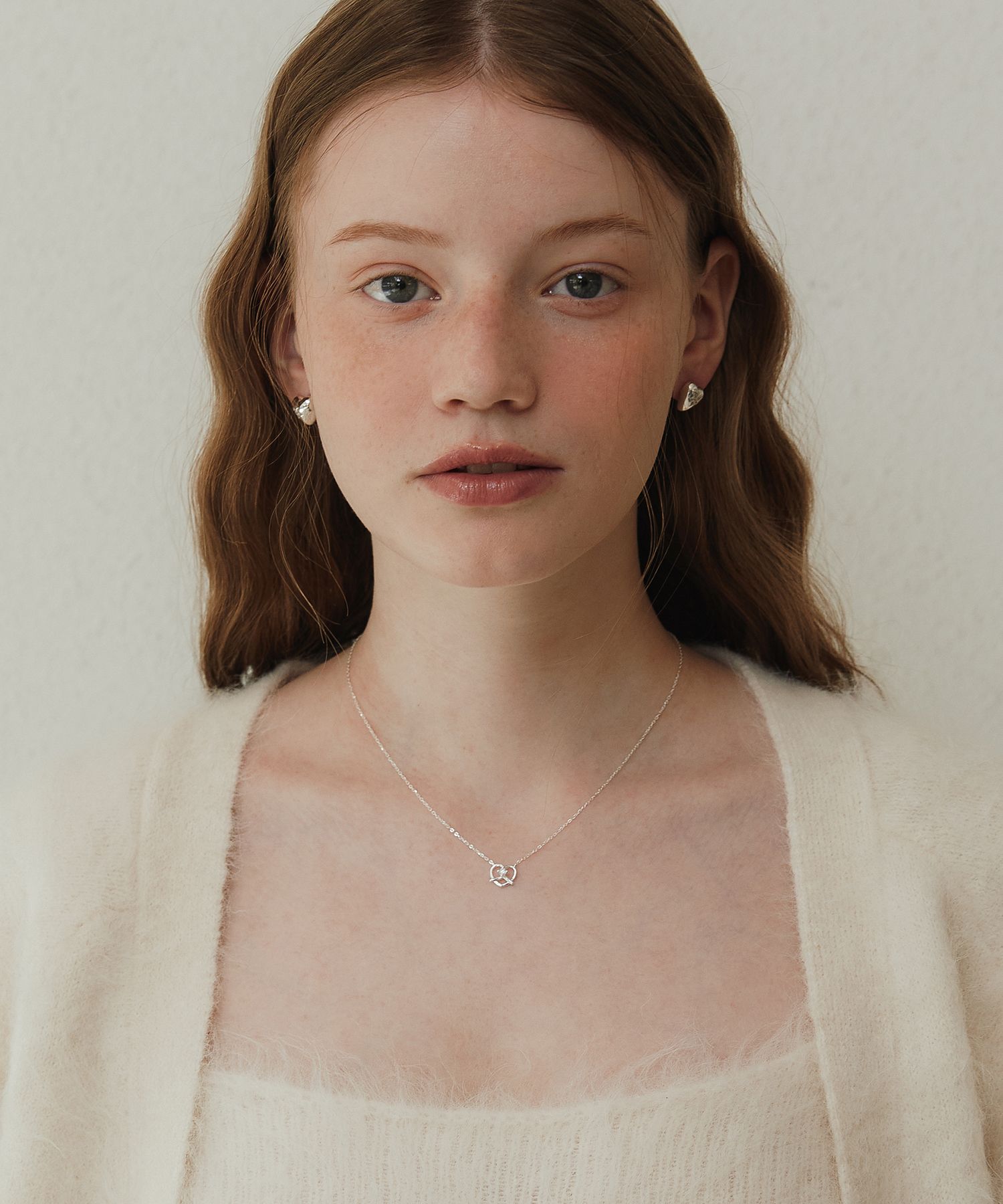 【TATIANA】Pretzel Heart Necklace NZ2155〜ネックレス★韓国発 MUSINSA公式 | TATIANA (Silver 925) Pretzel Heart Necklace NZ2155