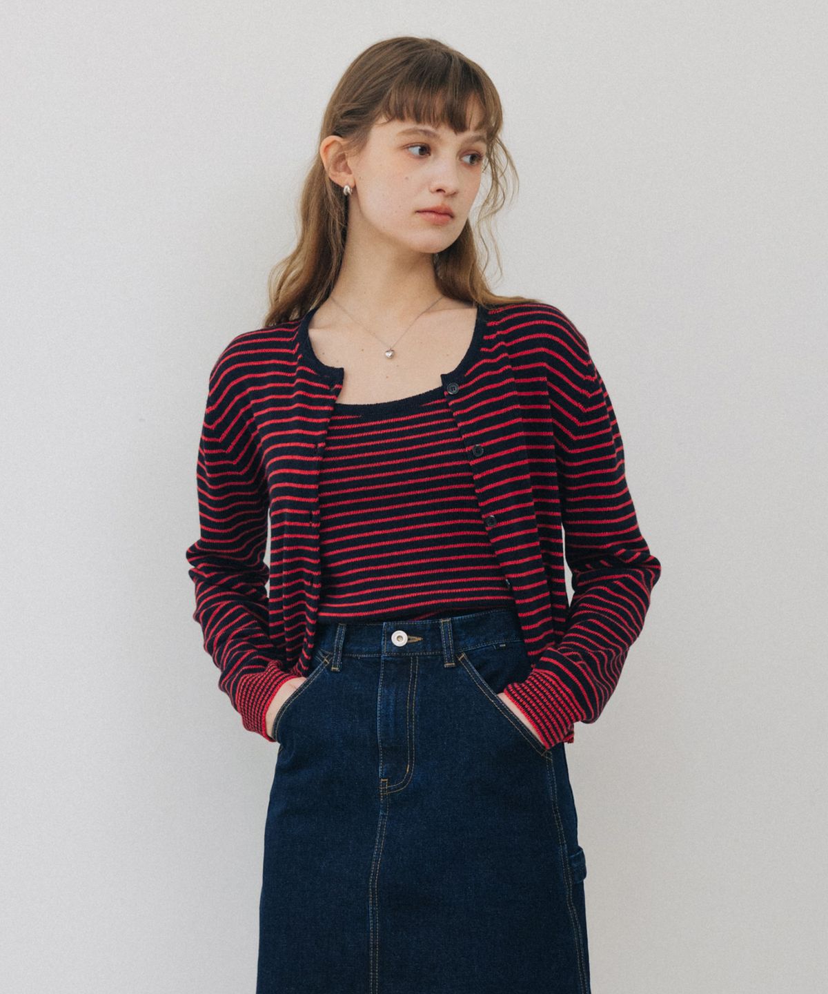 튜드먼트(TTUDEMENT) STRIPE CREWNECK CARDIGAN NAVY