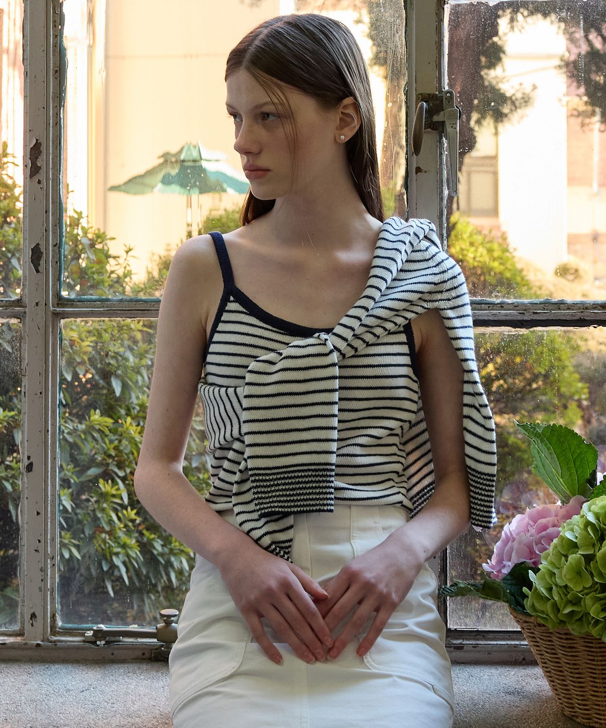 튜드먼트(TTUDEMENT) STRIPE SLEEVELESS KNIT TOP IVORY