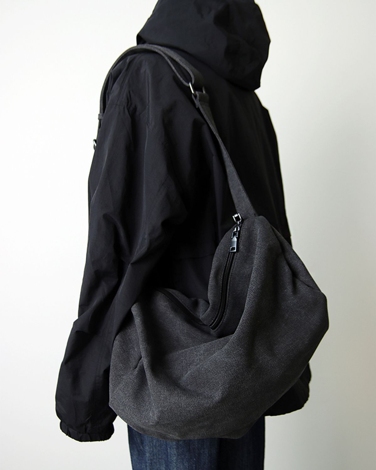 바이모스(BYMOSS) Hammer canvas crossbag - Grey