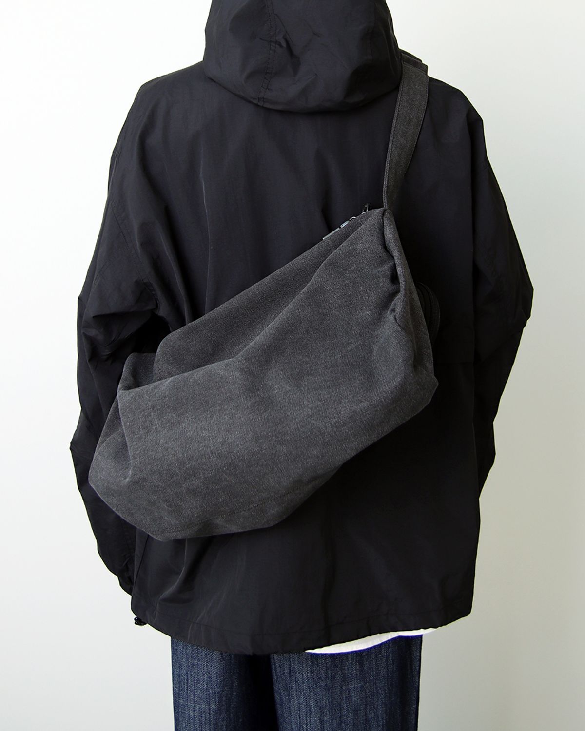 바이모스(BYMOSS) Hammer canvas crossbag - Grey