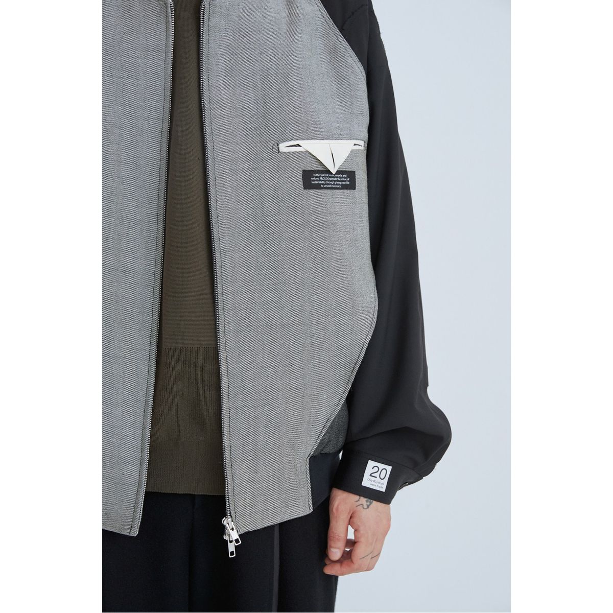 래코드(RECODE) Insideout Pocket Detail Jumper_RKUAW23613GYX