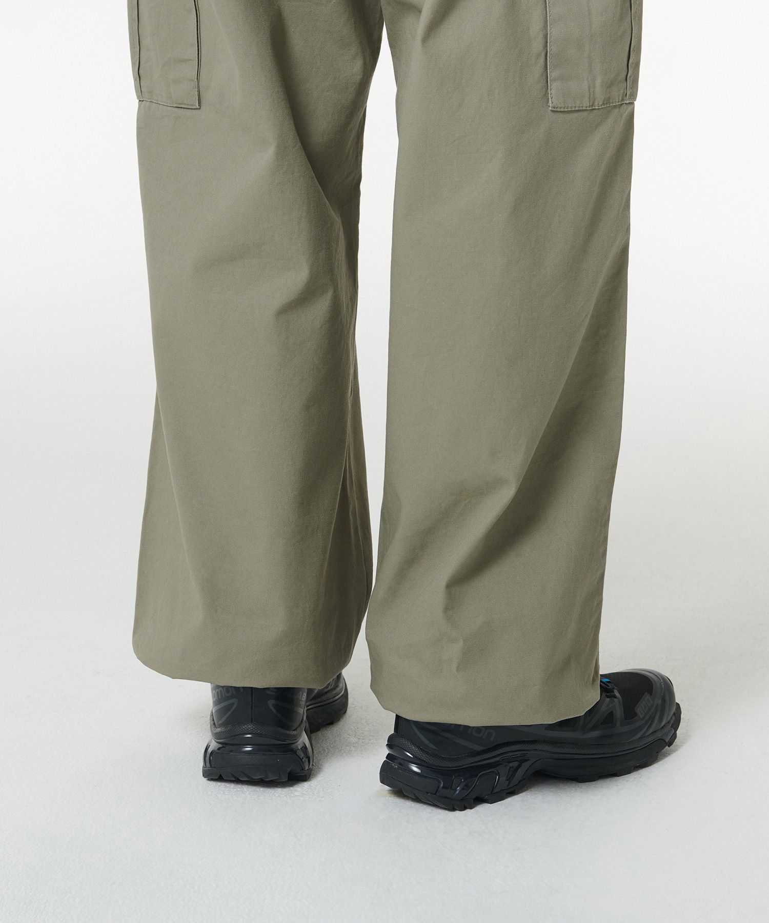 Women's Wide Cargo Pants in Sage thumbnail 9