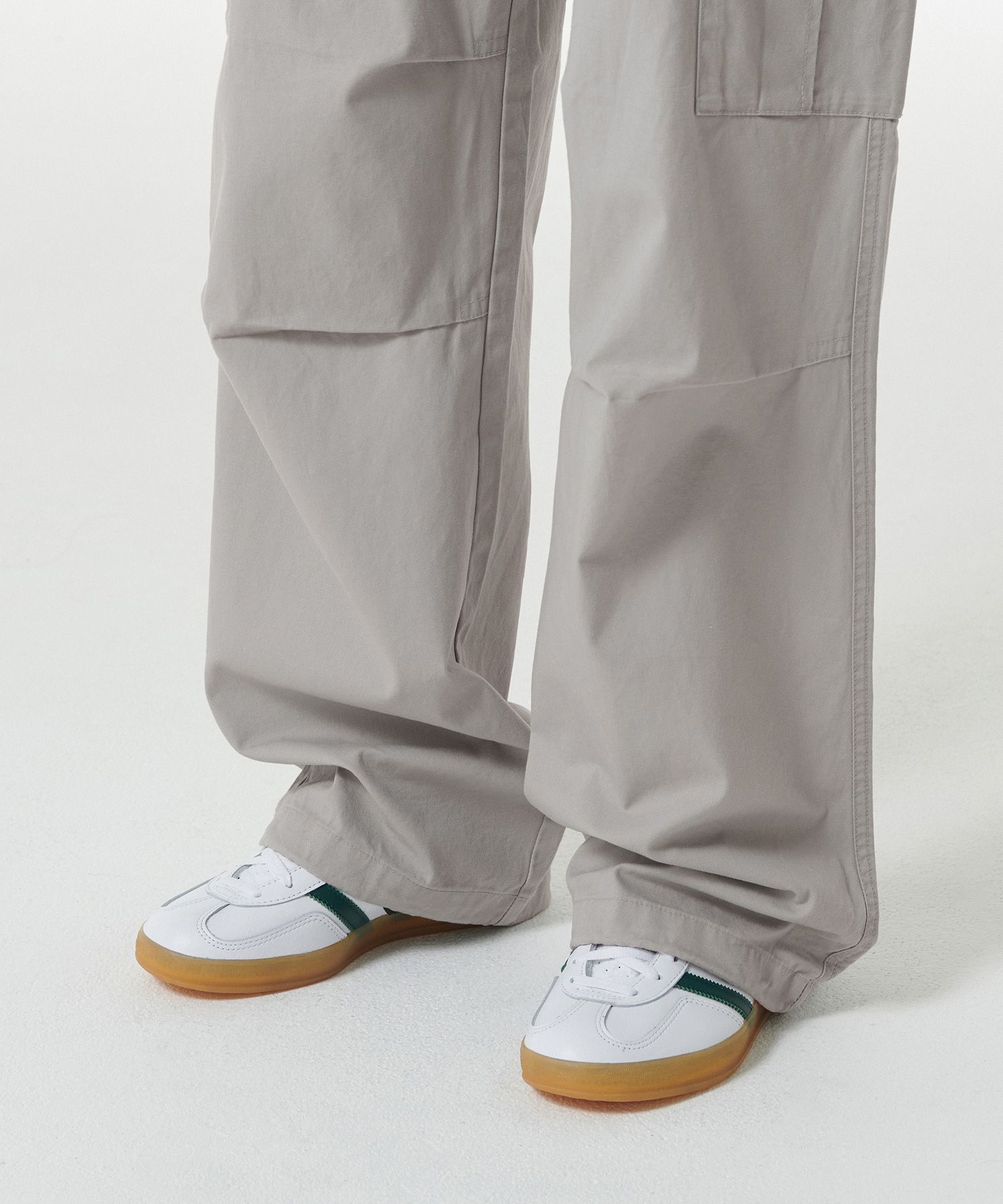 Women's Wide Cargo Pants [Light Gray] thumbnail 8