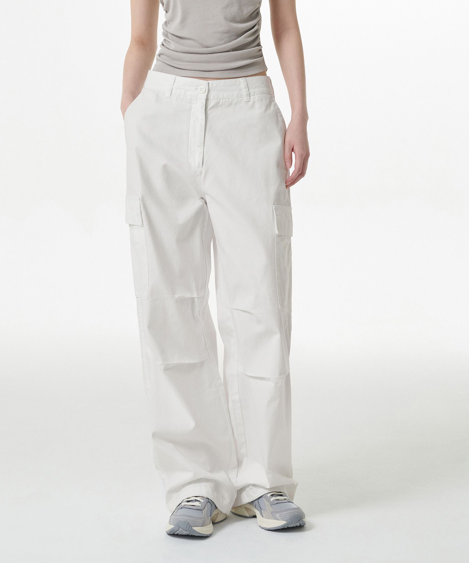 MUSINSA公式 | MUSINSA STANDARD WOMAN Women's Wide Cargo Pants [White]