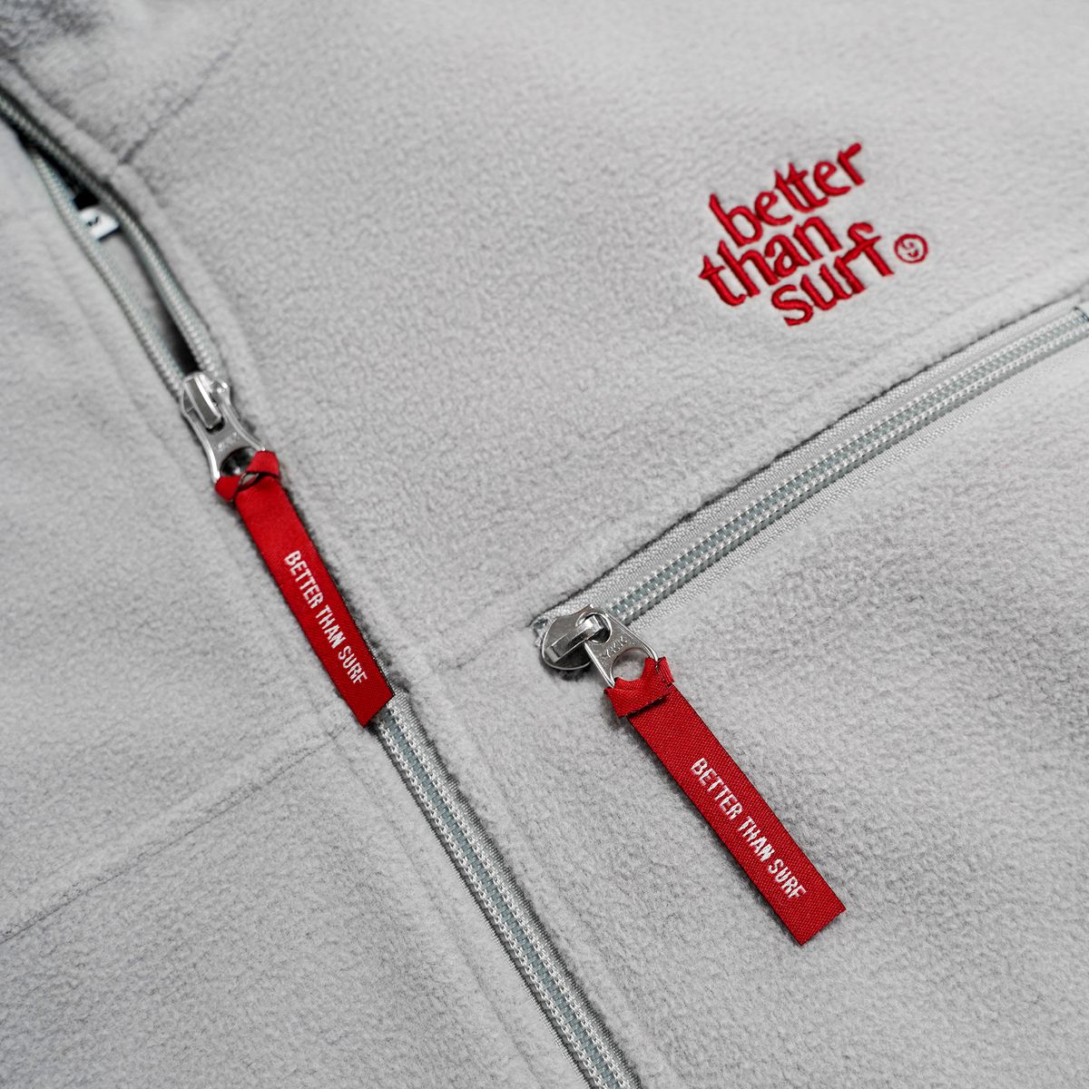 배러댄서프(BETTER THAN SURF) LOGO FLEECE JACKET - GREY 로고 플리스 자켓 - 그레이