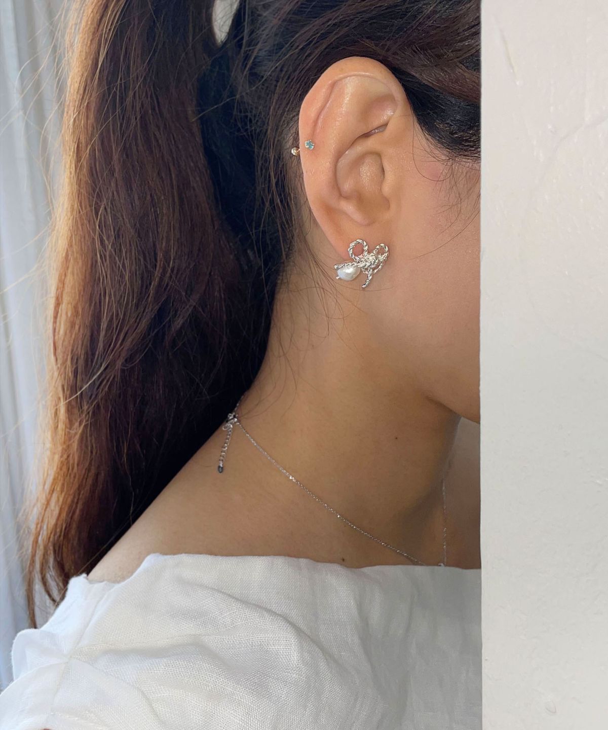 펄시(PERSY) CLASSY RIBBON SILVER EARRING