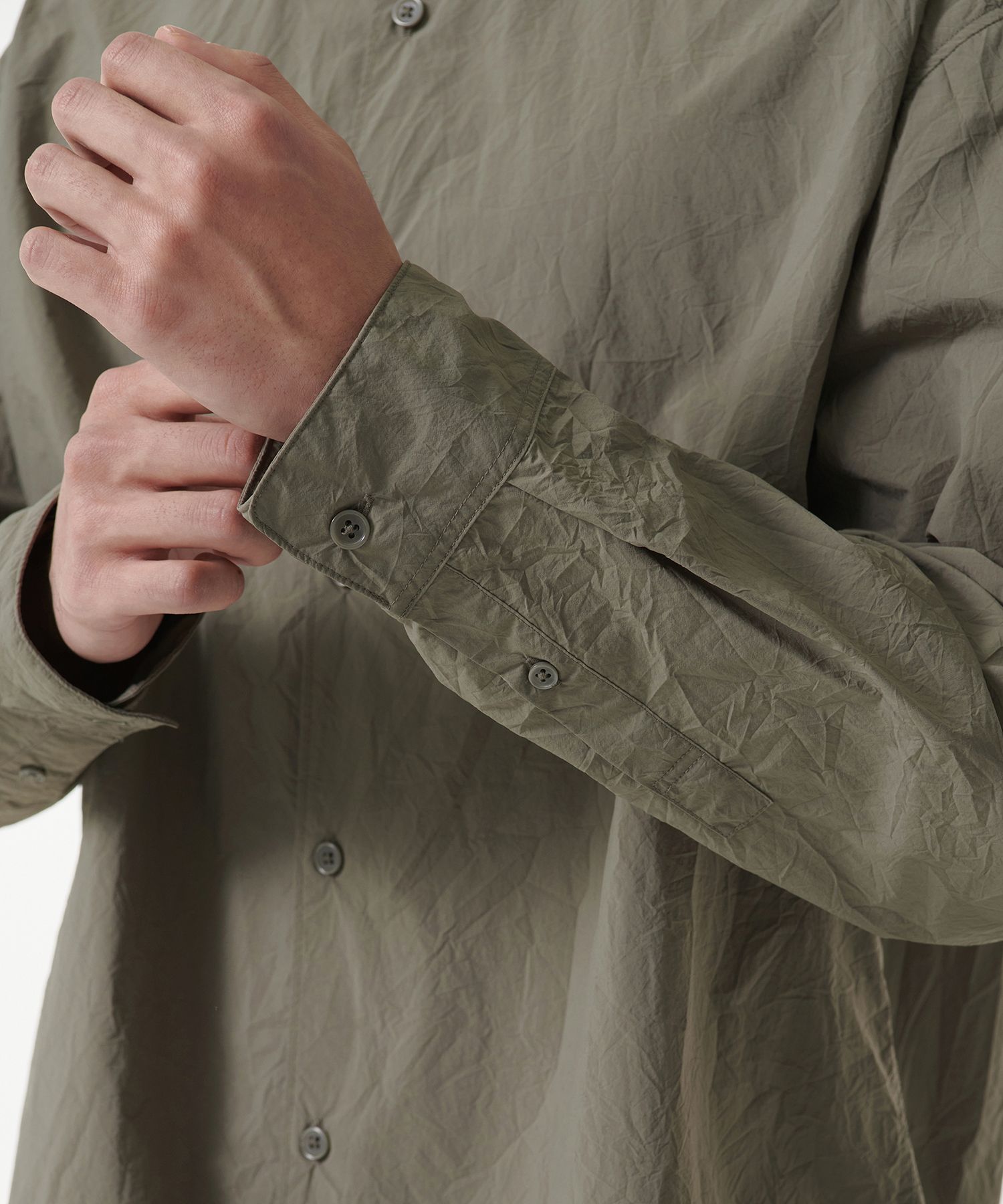 MUSINSA | MUSINSA STANDARD Relaxed Nylon Crease Shirt [Dusty