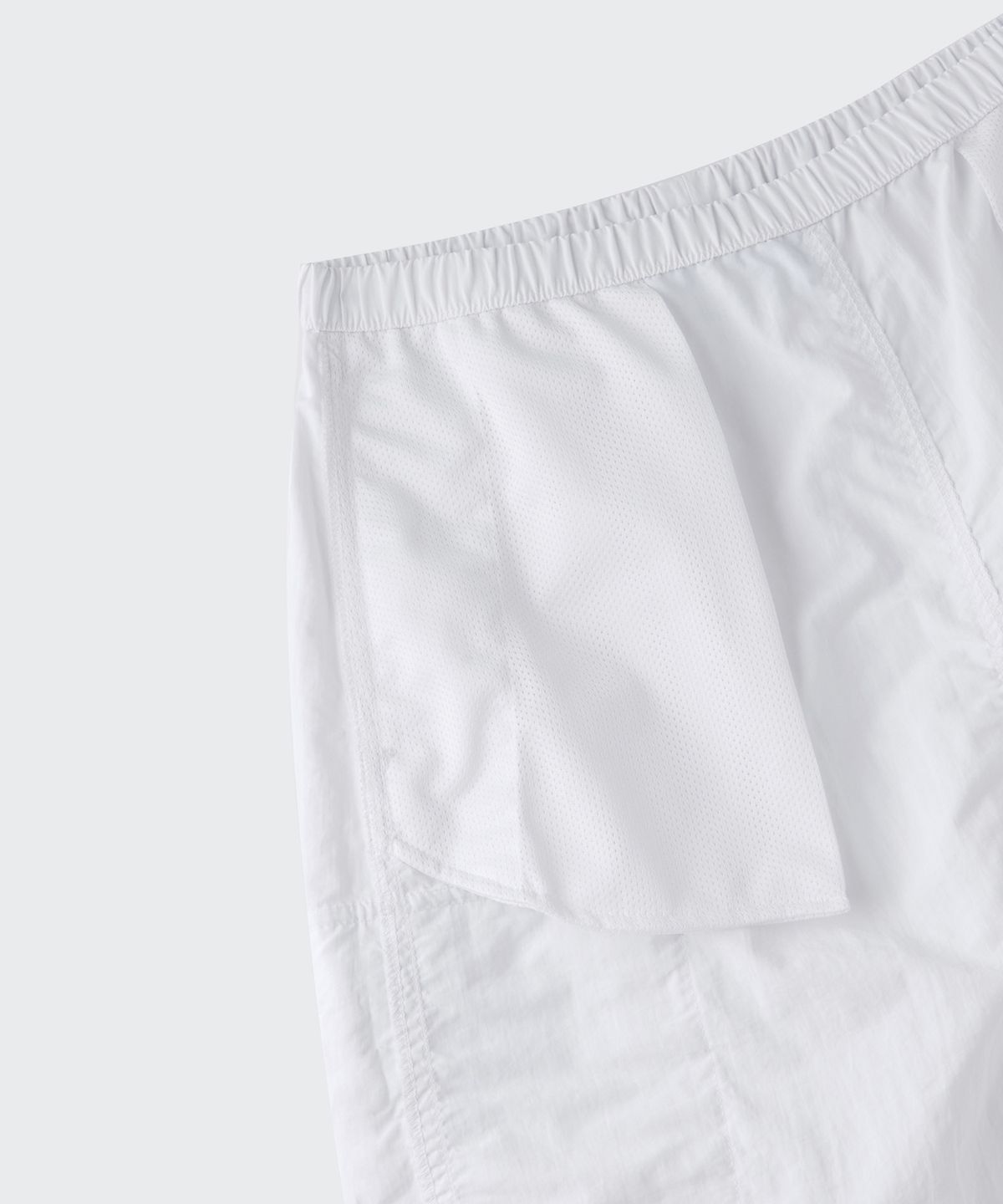 무신사 스탠다드 우먼(MUSINSA STANDARD WOMAN) 우먼즈 나일론 파라슈트 스커트 [화이트]