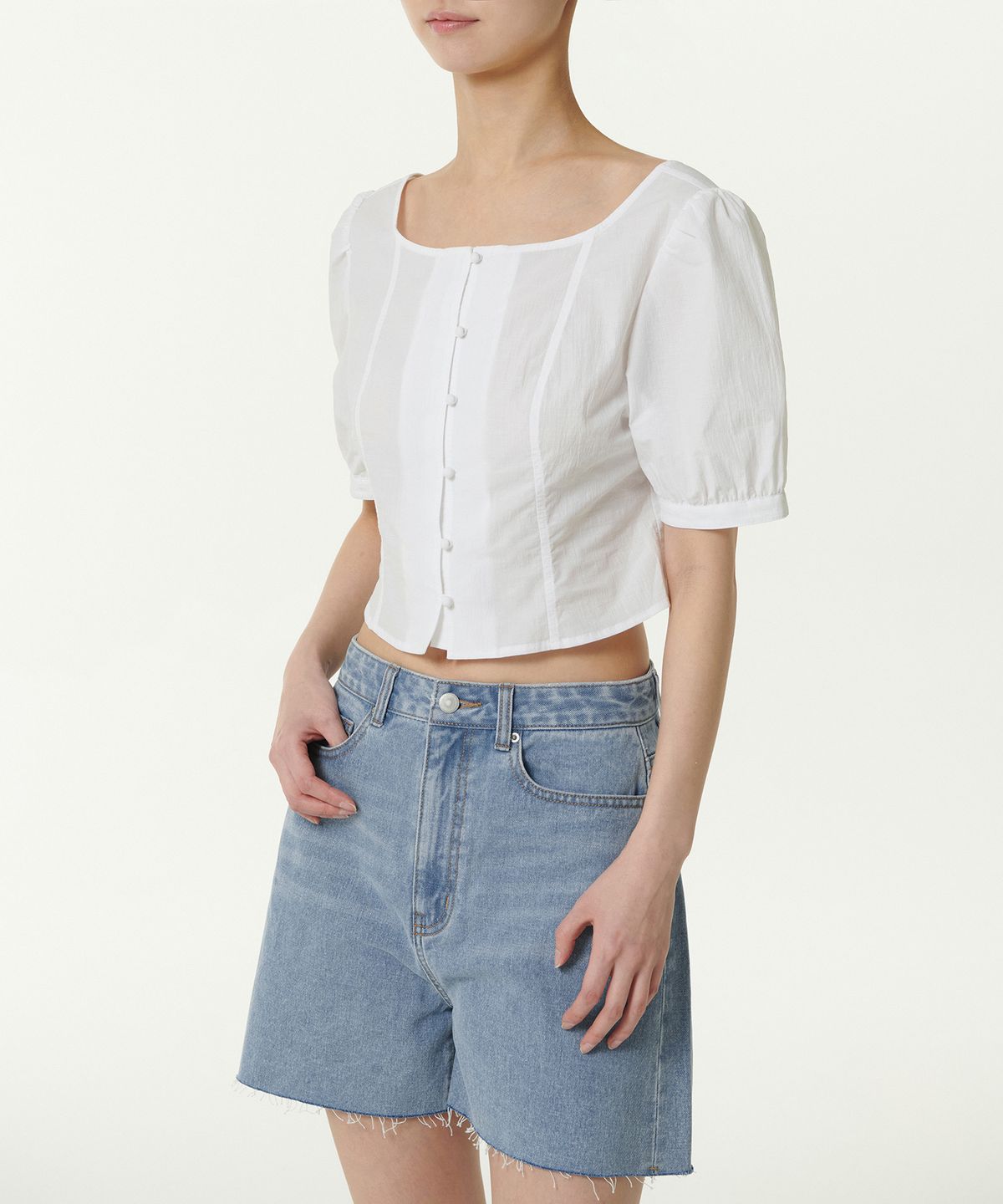 무신사 스탠다드 우먼(MUSINSA STANDARD WOMAN) 우먼즈 크링클 퍼프 슬리브 블라우스 [화이트]