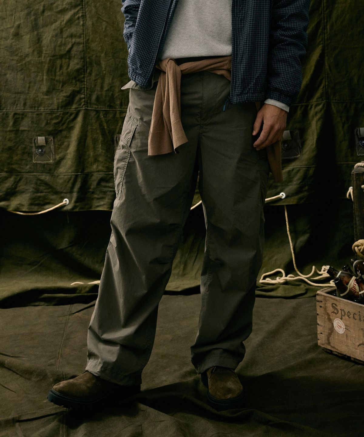 후아유(WHO.A.U) Wide Cotton Nylon Cargo Pants (U) / WHTAG3811U