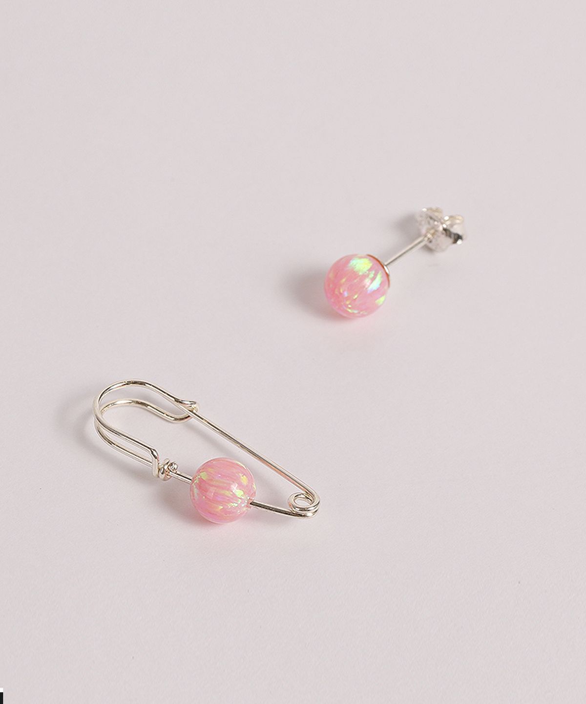 누아보(NUAVO) Opal clip earring