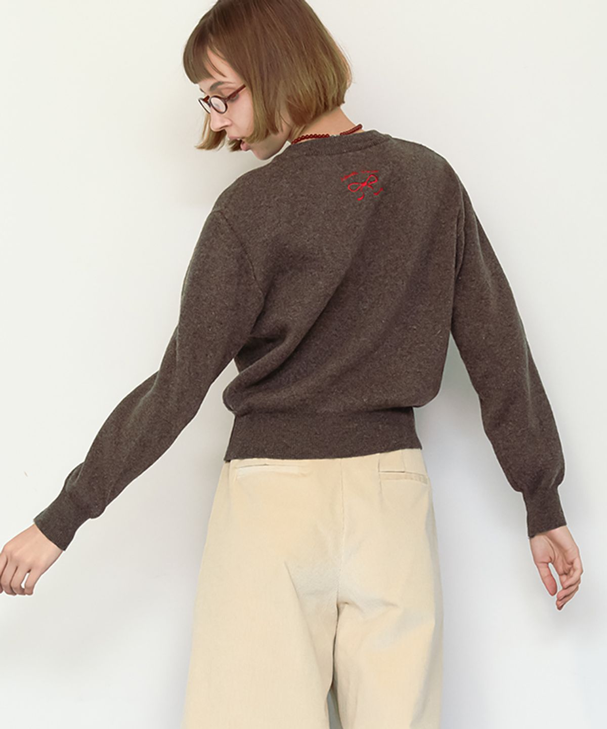 론론(RONRON) HEART RIBBON JACQUARD KNIT BROWN