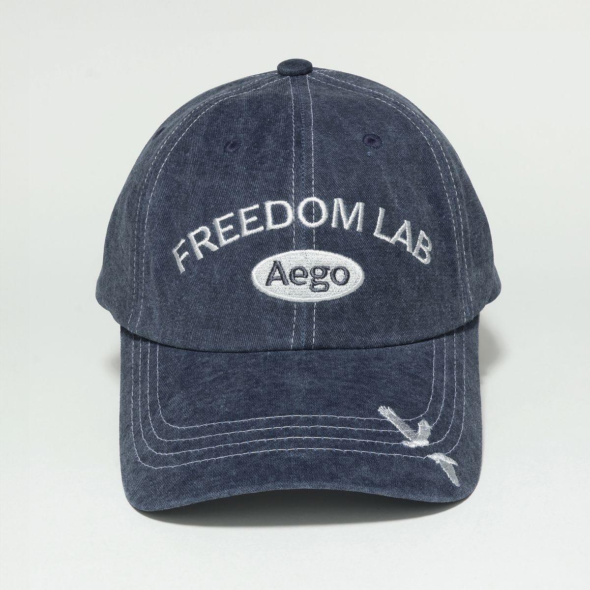 이고프리덤랩(AEGO FREEDOM LAB) 시그니처 로고 캡_데님