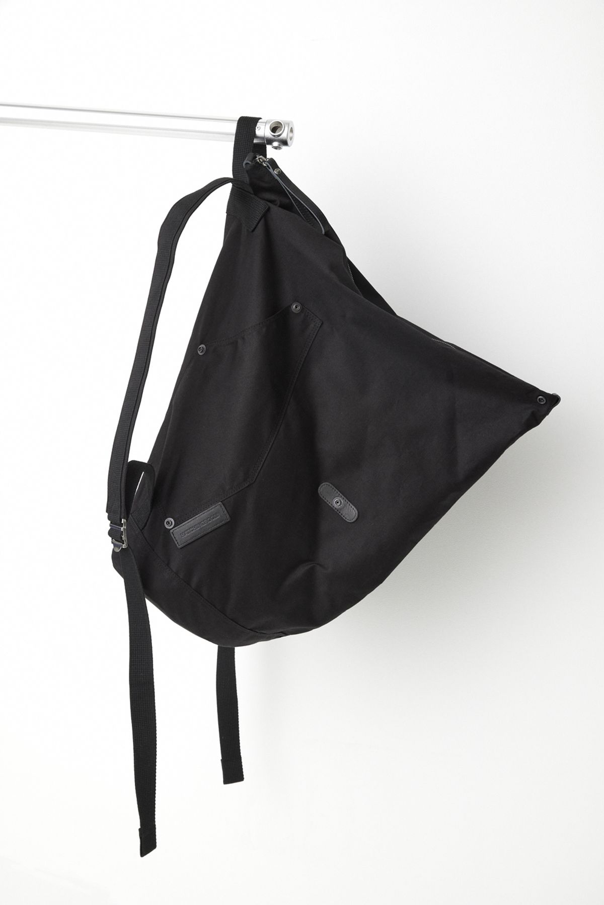 해칭룸(HATCHINGROOM) Duffle Backpack Black