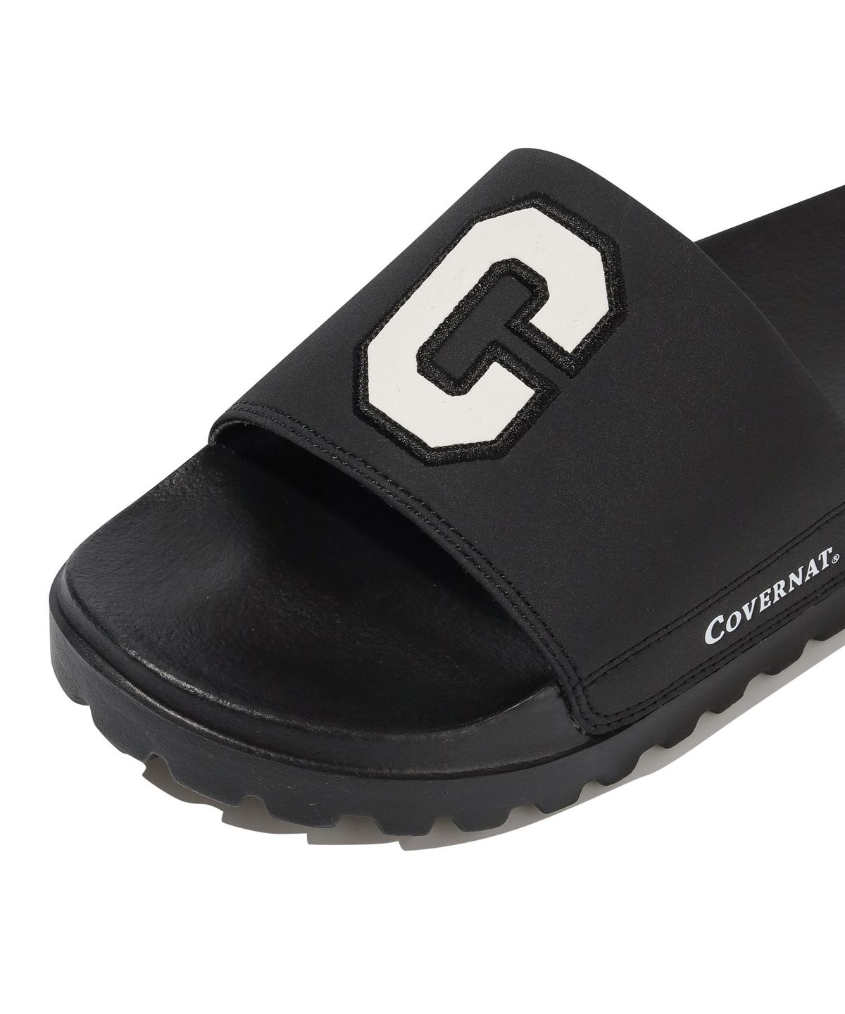 커버낫(COVERNAT) C로고 슬라이드 블랙