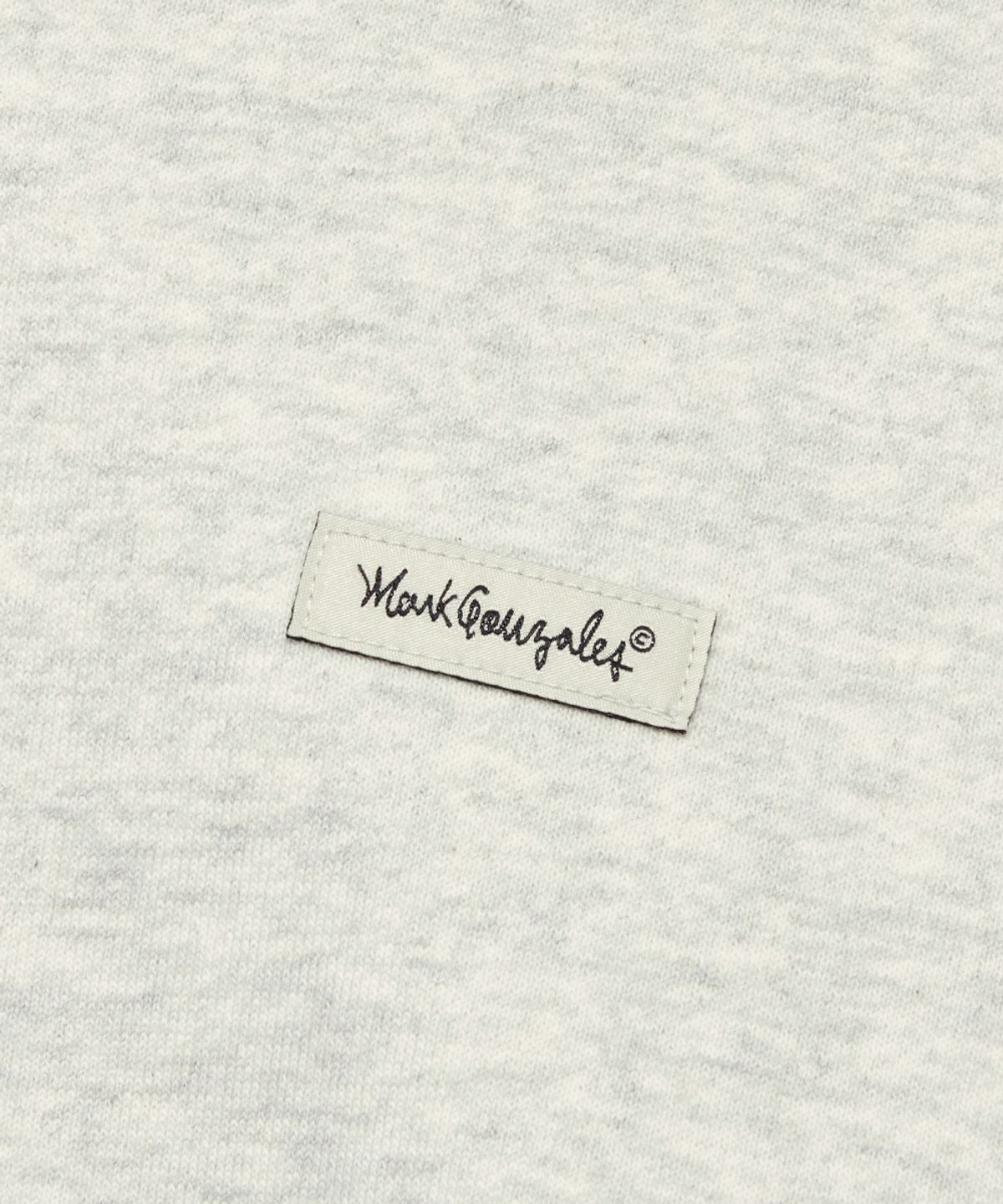 마크곤잘레스(MARK GONZALES) SIGN LOGO WAPPEN OG SWEAT ZIP-UP HOODIE - OATMEAL