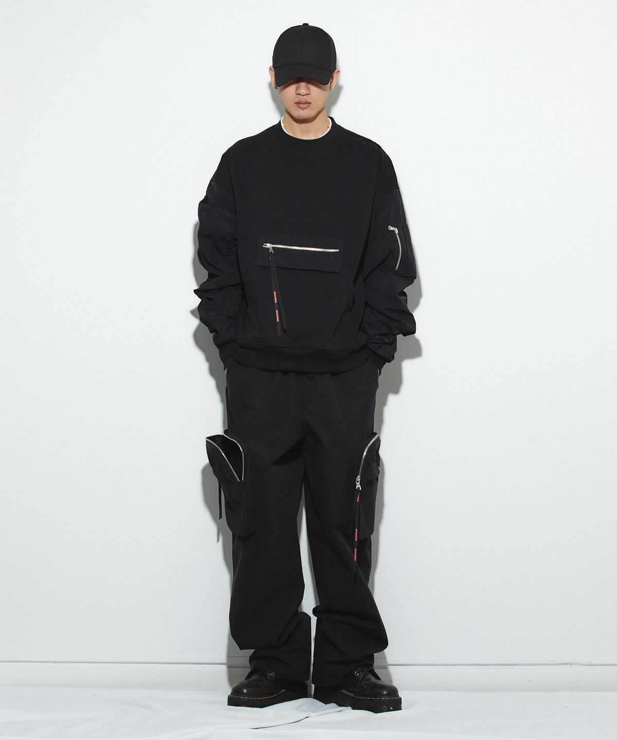밀리밀리언(MILLIMILLION) SANDSTONE MTM T17-BLACK