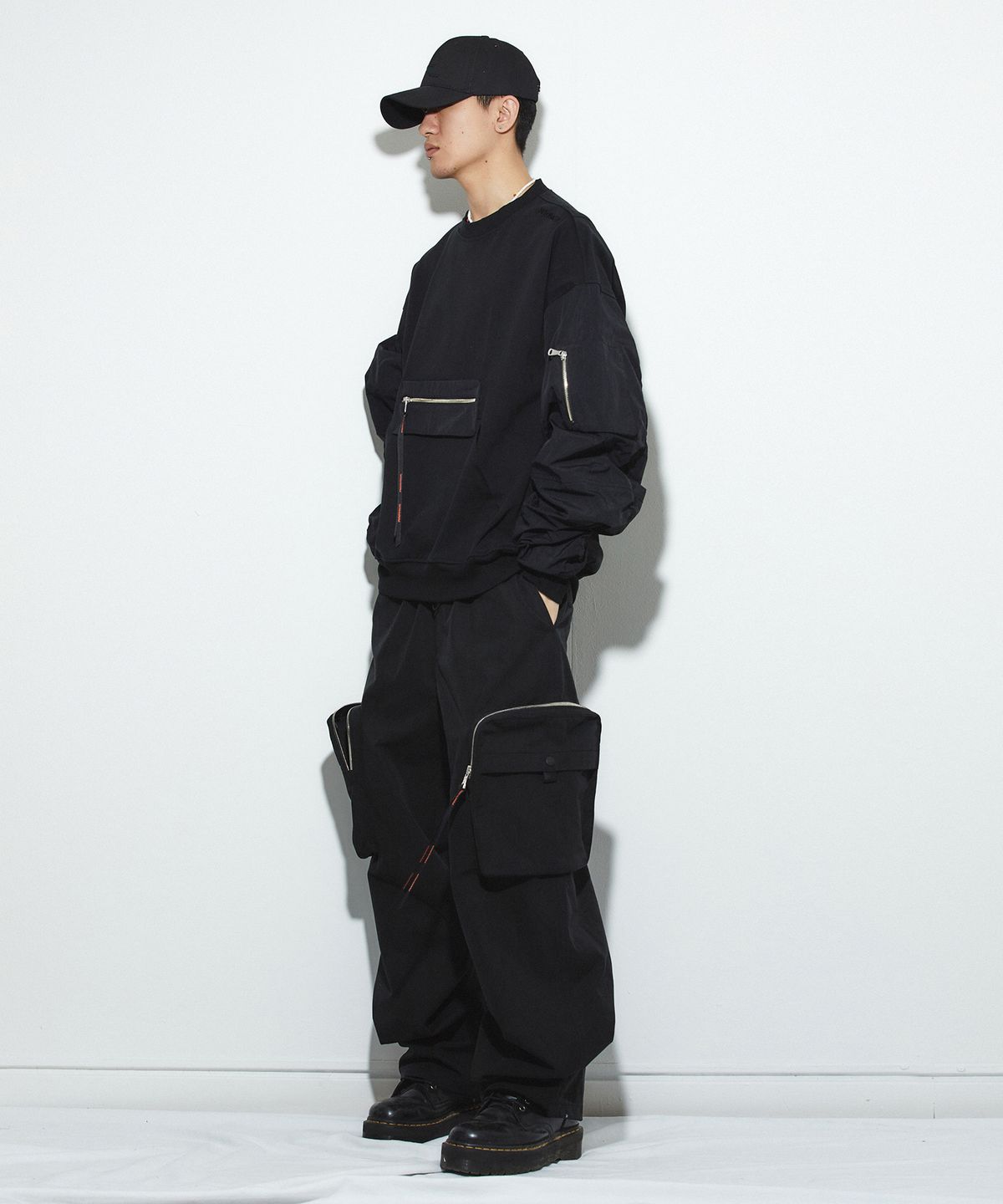 밀리밀리언(MILLIMILLION) SANDSTONE MTM T17-BLACK