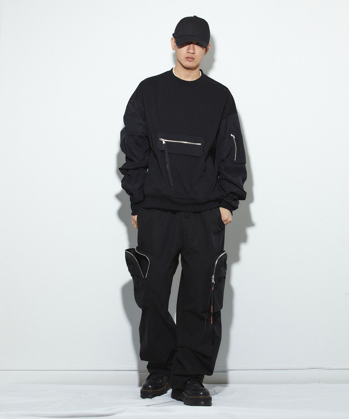 밀리밀리언(MILLIMILLION) SANDSTONE MTM T17-BLACK