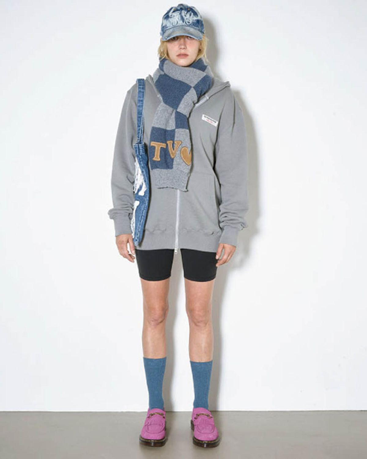 더뮤지엄비지터(THEMUSEUMVISITOR) FABRIC RINGED HOODY (BLUE GREY)