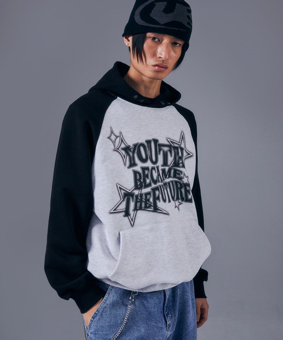 비전스트릿웨어(VISION STREETWEAR) VSW Youth Star Logo Hoodie Black