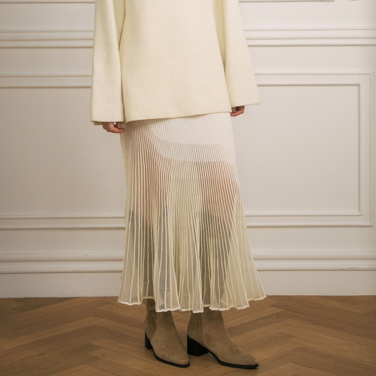 와이와이아이엠(YYIAM) YY Mesh ruffle white transparent skirt