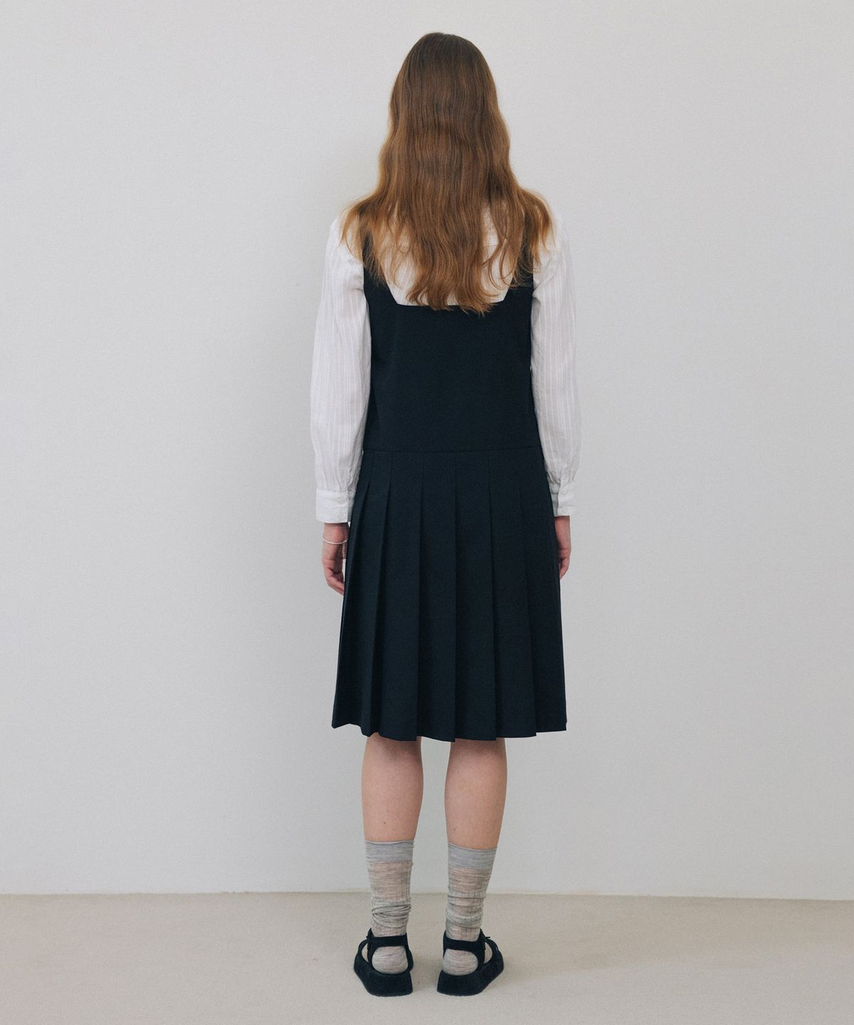 튜드먼트(TTUDEMENT) PLEATED LONG DRESS BLACK