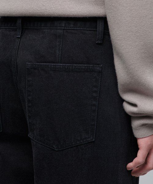 MUSINSA | MUSINSA STANDARD Twisted Semi Balloon Denim Pants