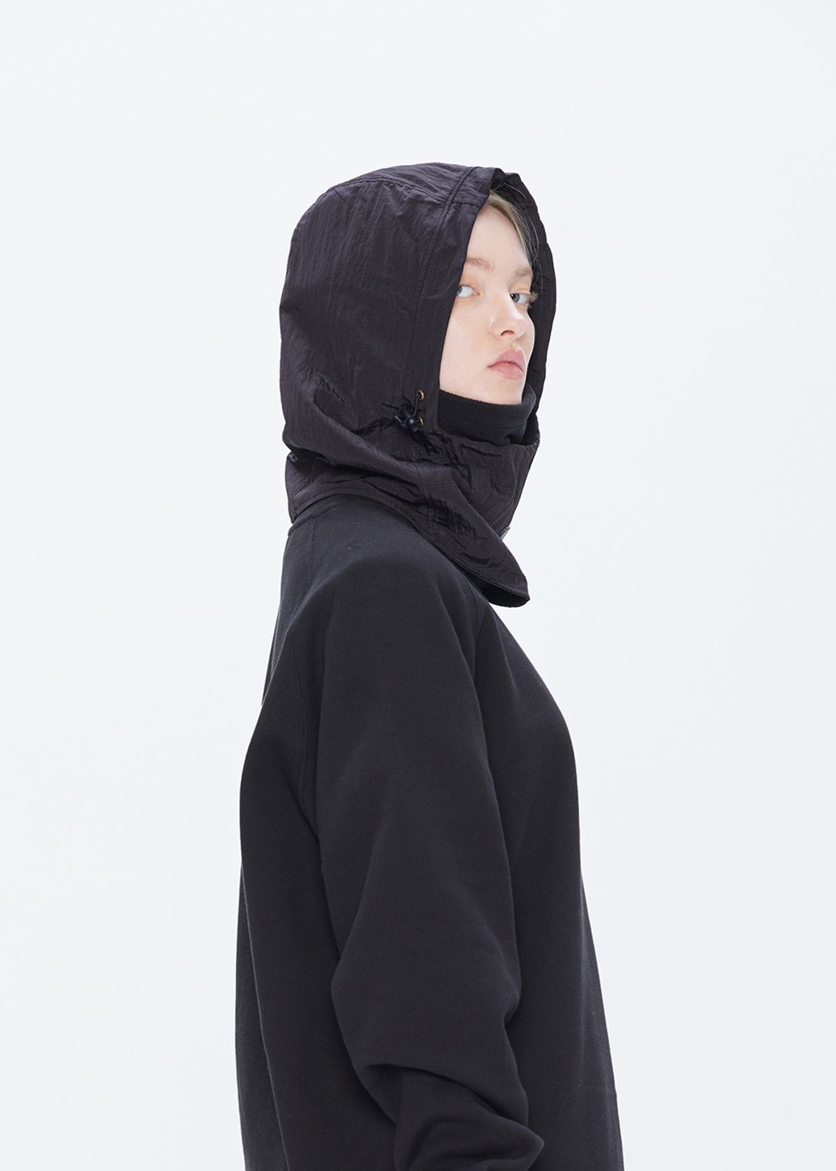 카레타(KARETA) 스톰 후드워머 블랙