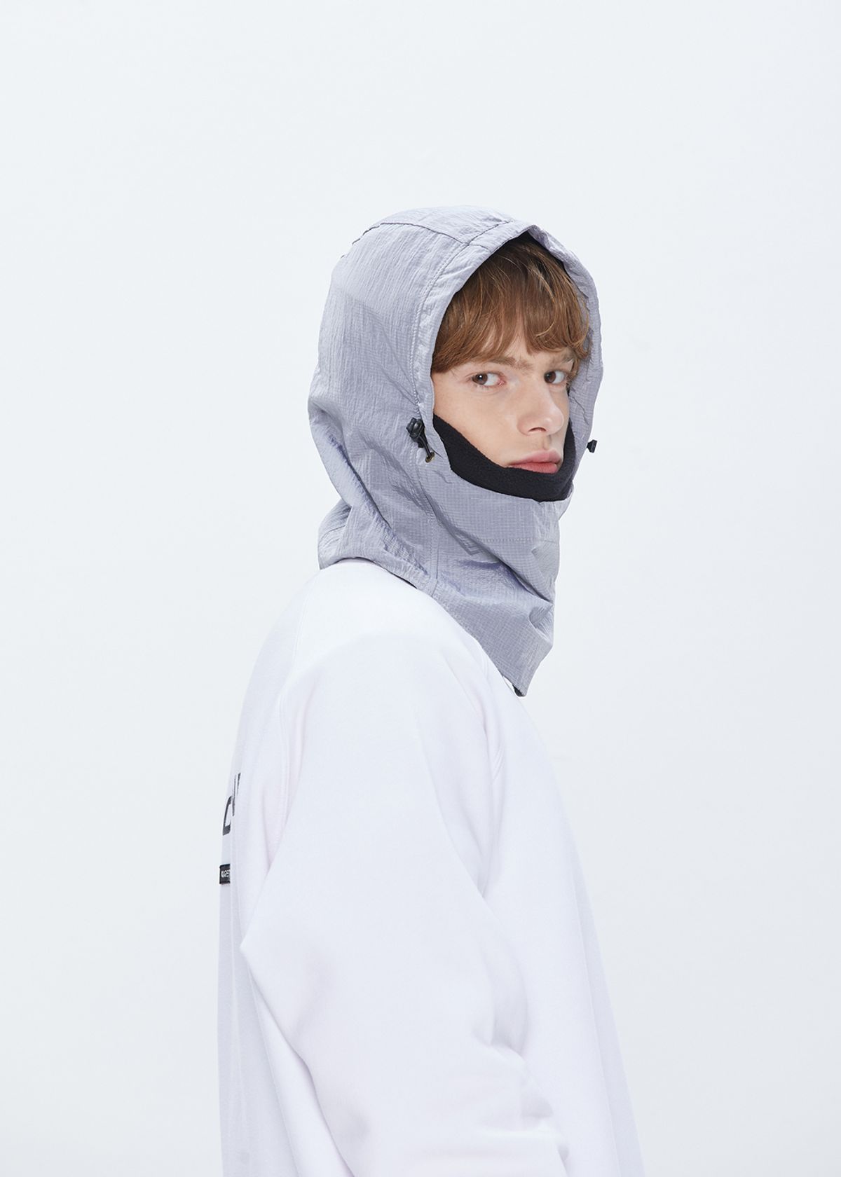 카레타(KARETA) 스톰 후드워머 실버