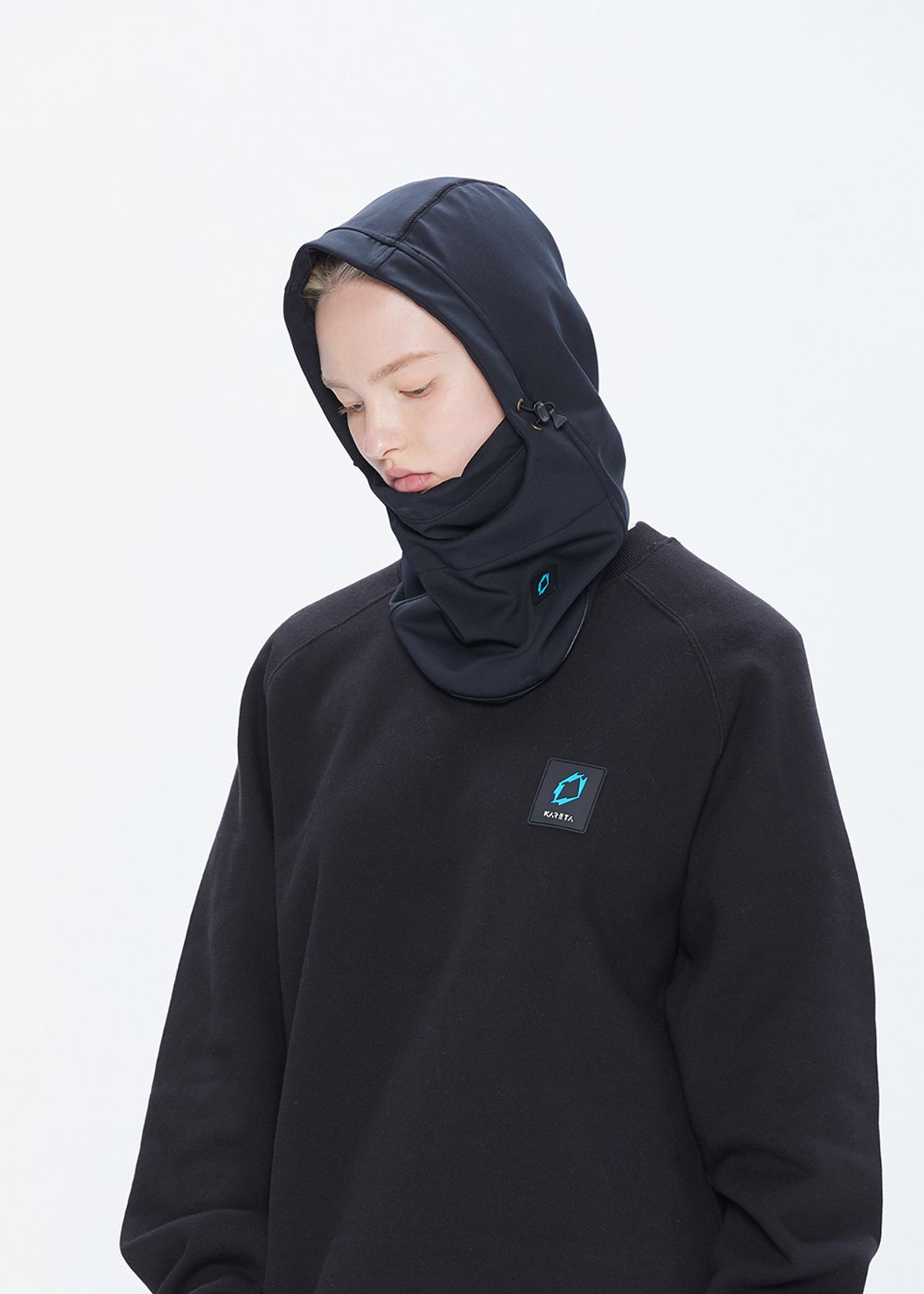 카레타(KARETA) 라이트 후드워머 블랙
