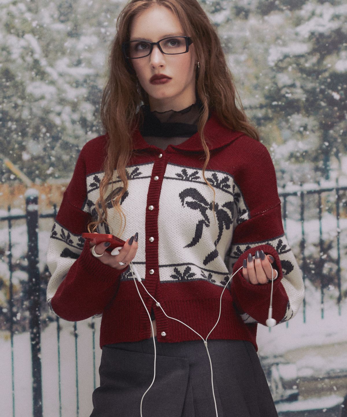 낫노잉(NOTKNOWING) Cowichan Ribbon Crop Cardigan (DEEP RED)
