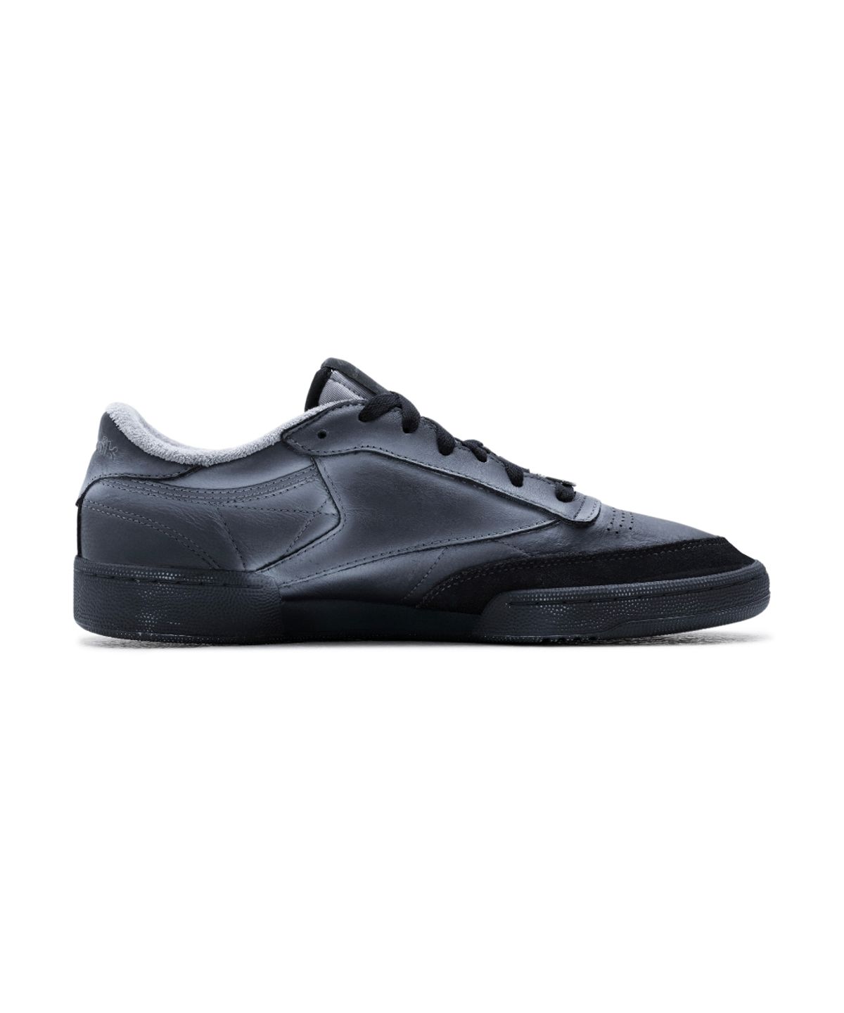 오프닝프로젝트(OPENING PROJECT) Reebok x Opening Project Club C 85 Vintage Black