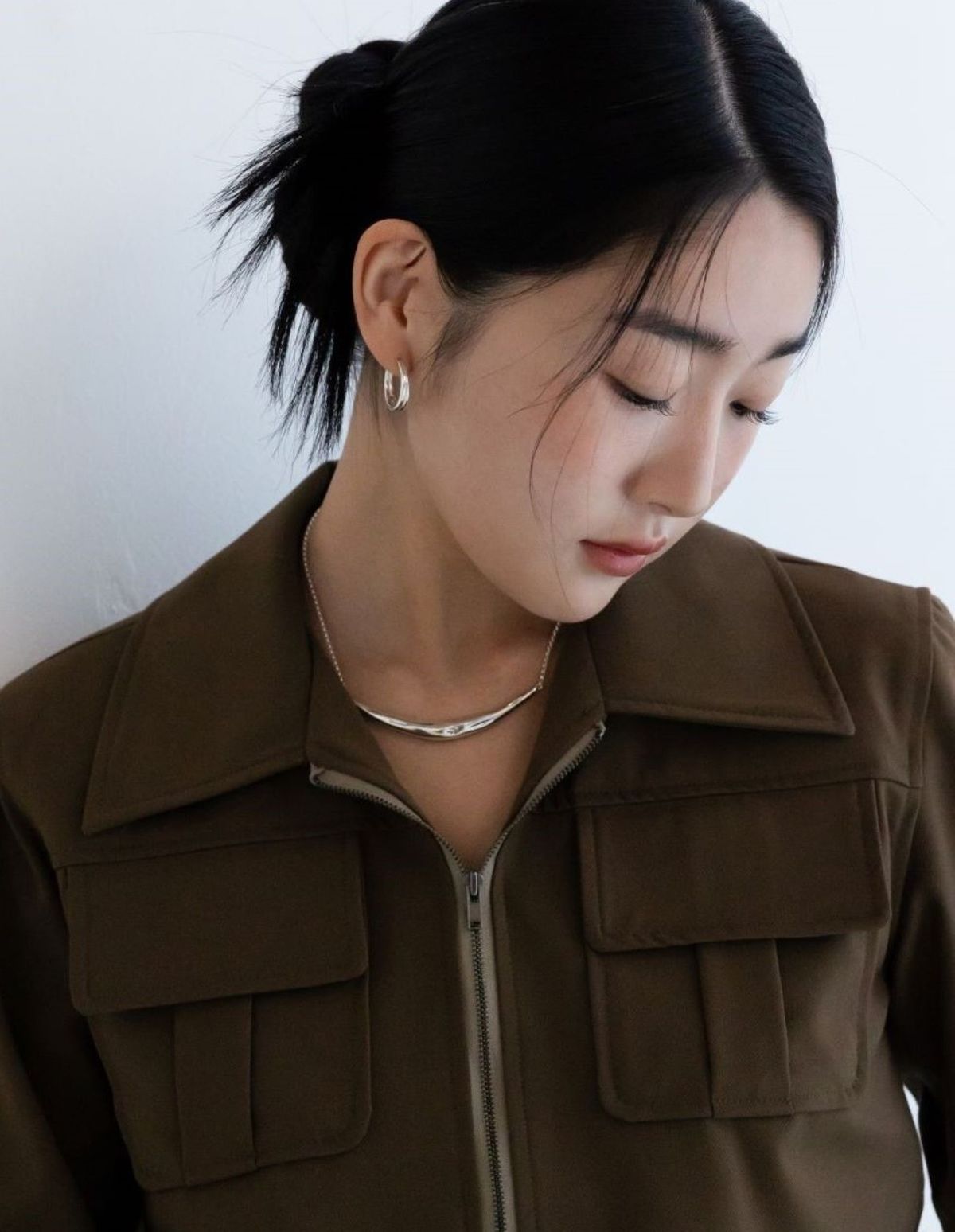 디 아크로매틱(THE ACHROMATIC) 두줄 라인 실버 원터치
