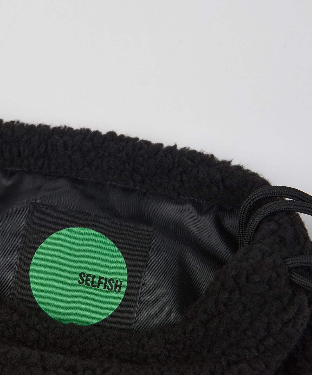 셀피쉬(SELFISH) 토토 뽀글이 미니백 (BLACK) (S233CB01)