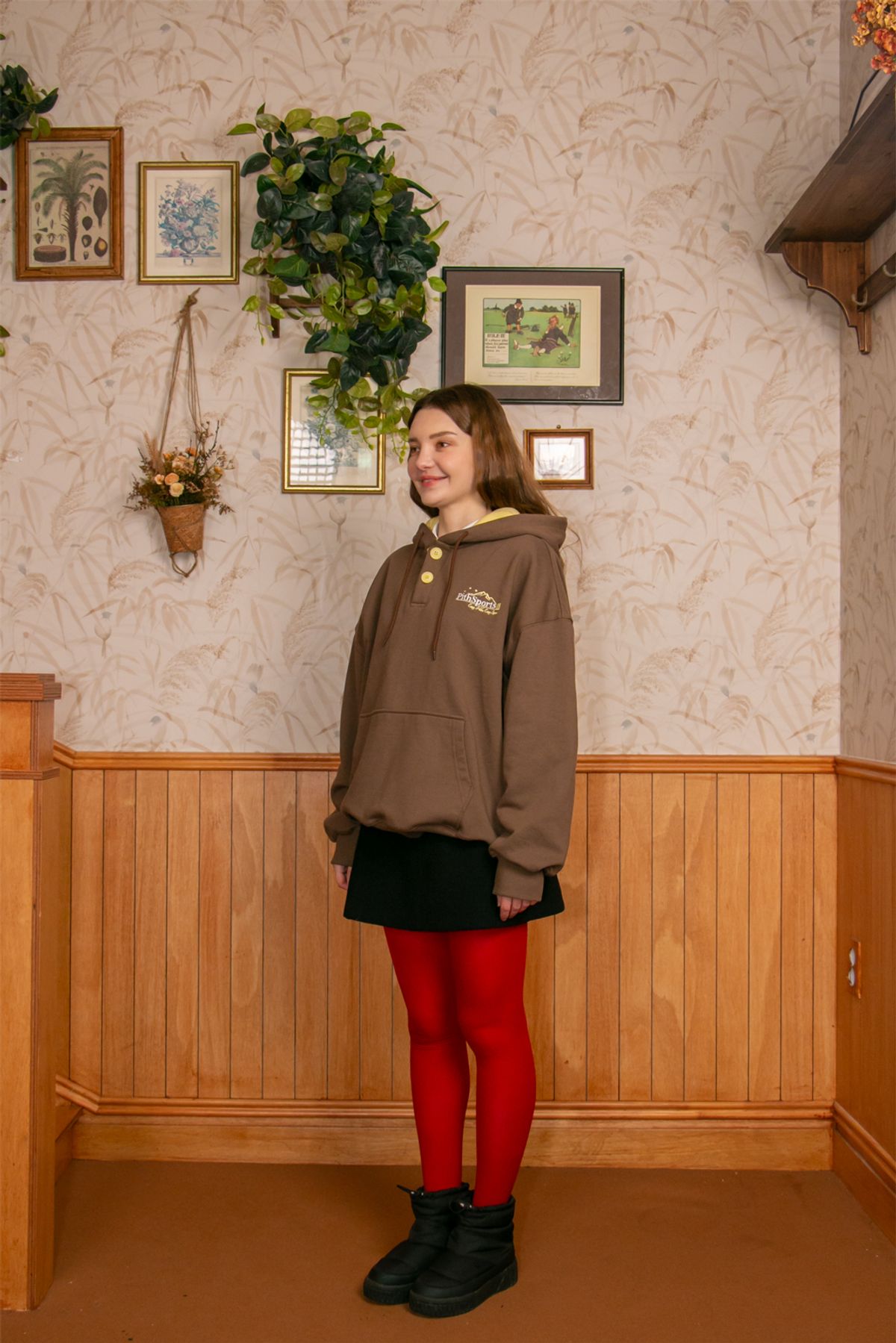 피스스포츠(PITHSPORTS) E.H.E.S Button Hoodie (Brown)