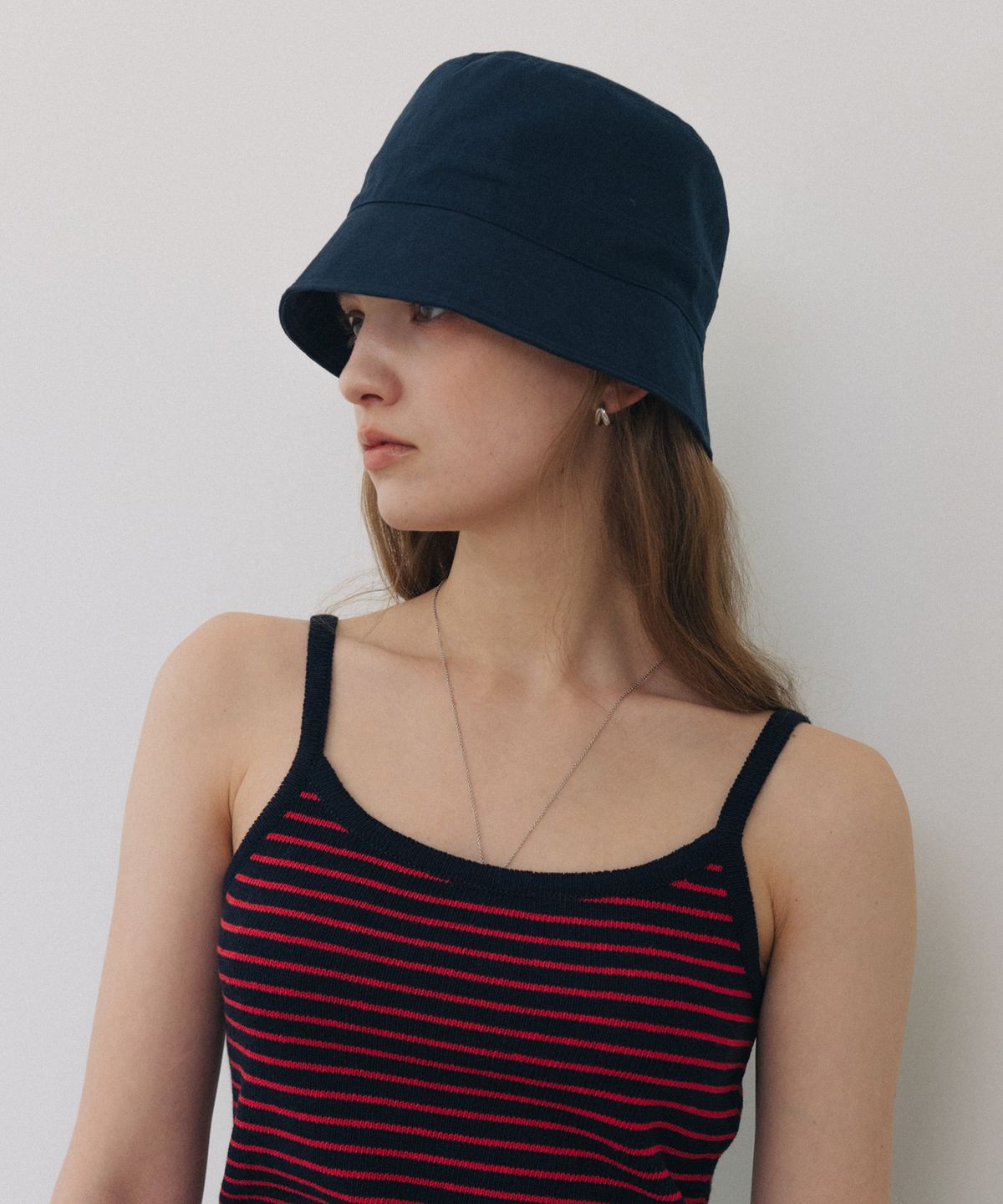 튜드먼트(TTUDEMENT) COTTON BUCKET HAT NAVY