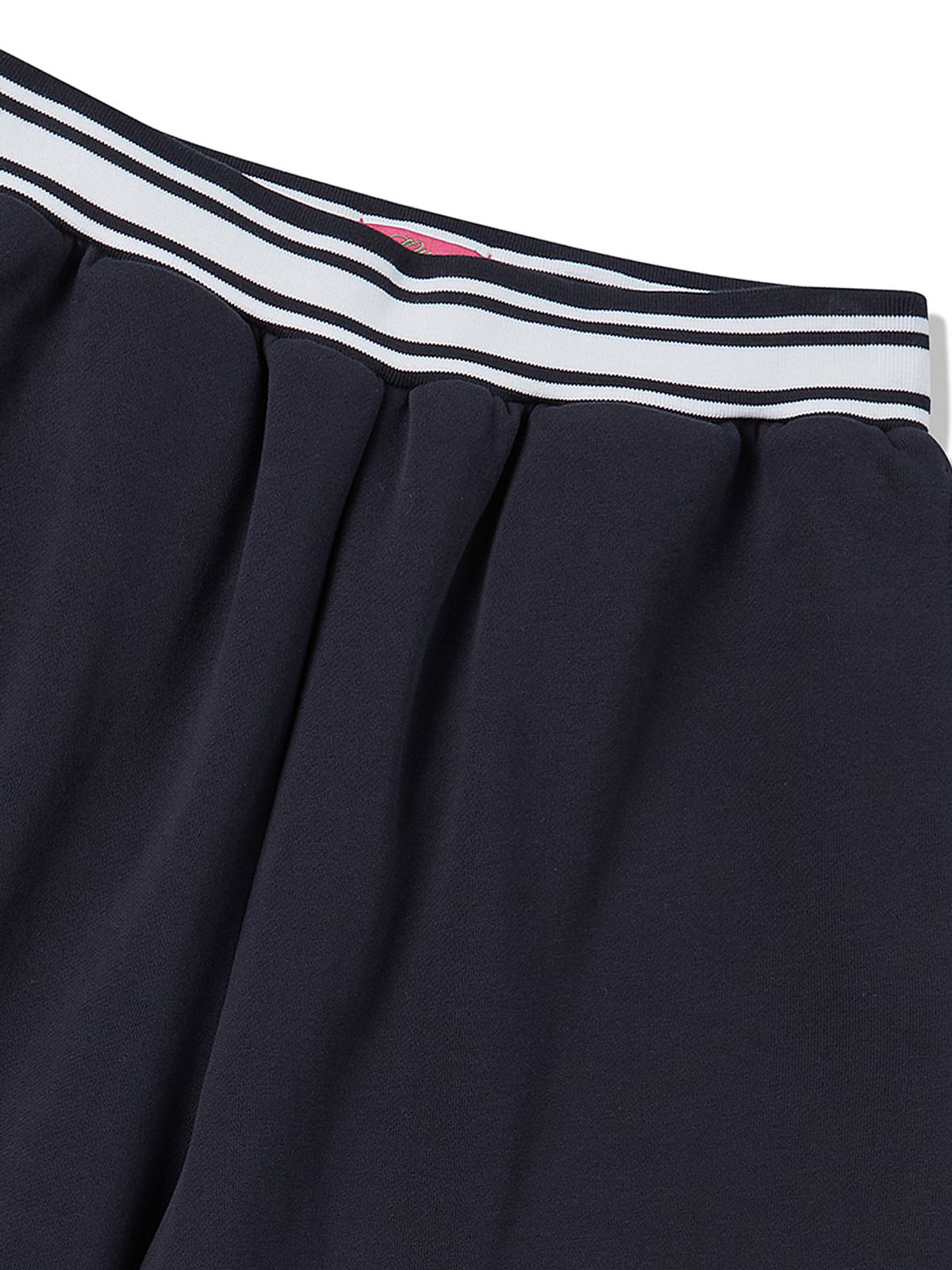 엔와이엑스엑스(NYXX) EMBLEM HALF PANTS NAVY